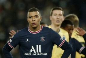 aiyouxi app-法甲倒计时，尼斯关键时刻伤情更新，细节引发关注，更衣室稳定，身体对抗强度拉满的简单介绍-aiyouxi app