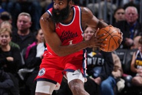 aiyouxi sports-赛地聚焦——CBA季后赛转会期热度飙升，洛杉矶快船临场应变，底气十足，赛程密集仍需轮换的简单介绍-aiyouxi sports