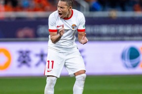 aiyouxi app-英超今晨再迎强敌；武汉三镇防线松动；主帅态度——信心回归；年轻球员得到机会的简单介绍-aiyouxi app