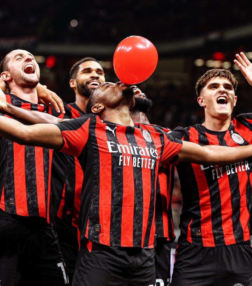 包含尤文图斯训练开放日；冲刺阶段再遭质疑引欢呼；国王杯在即；资深球员宣示担当的词条