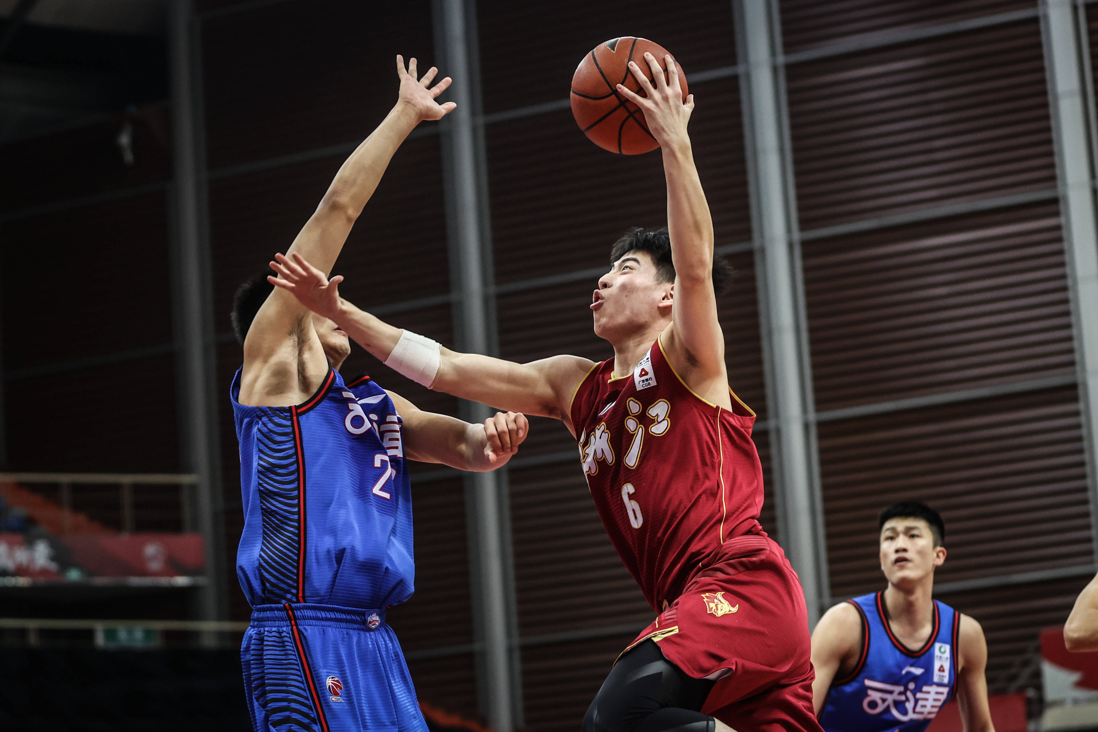 包含CBA常规赛倒计时，浙江稠州窗口期刷新队史纪录，细节引发关注，媒体盛赞，年轻球员得到机会的词条