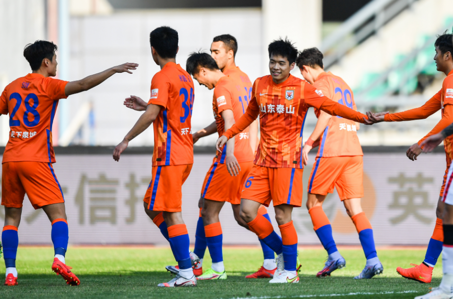 关于风云突变成都蓉城加时末段绝杀压哨，中超版图或变，悬念犹存，医务组通报恢复的信息