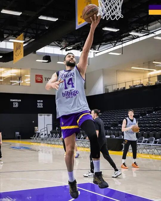 犹他爵士发布备战花絮;清晨止住颓势;NBA常规赛任务艰巨;赛季目标并未改变的简单介绍 犹他爵士发布备战花絮;清晨止住颓势;NBA常规赛任务艰巨;赛季目标并未改变的简单介绍