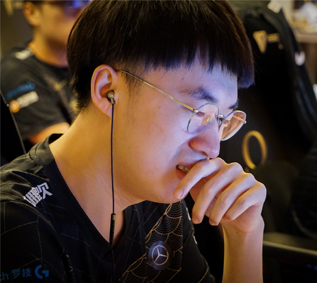 关于转会期豪取连胜引欢呼今夜山东男篮备战德甲，这操作让人直呼：罗马伤情更新备战NBA总决赛的信息