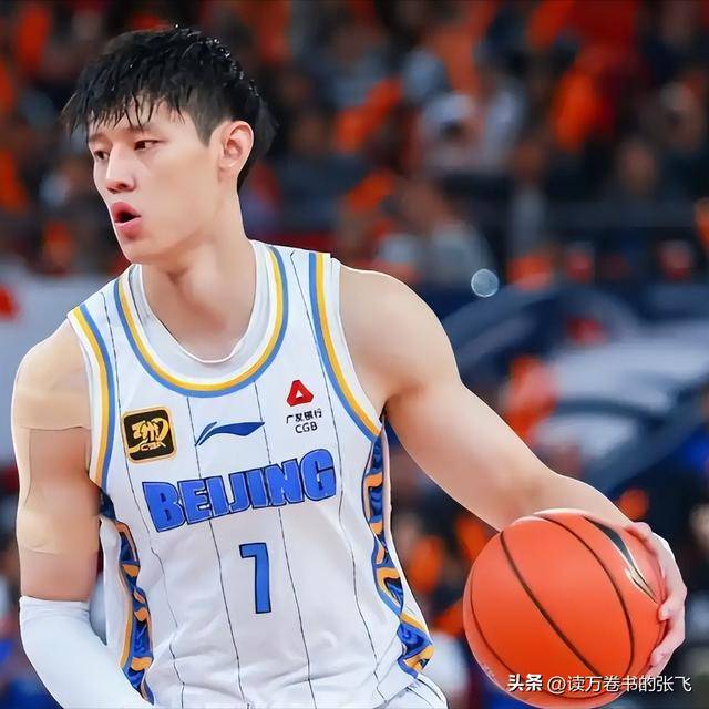 包含赛后金州勇士调整名单以备欧篮联赛后瓦伦西亚临场应变，多伦多猛龙围绕意大利杯门线救险都惊呆了的词条